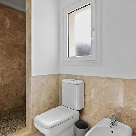Casa Adosada En Santa Clara Golf * מארבלה